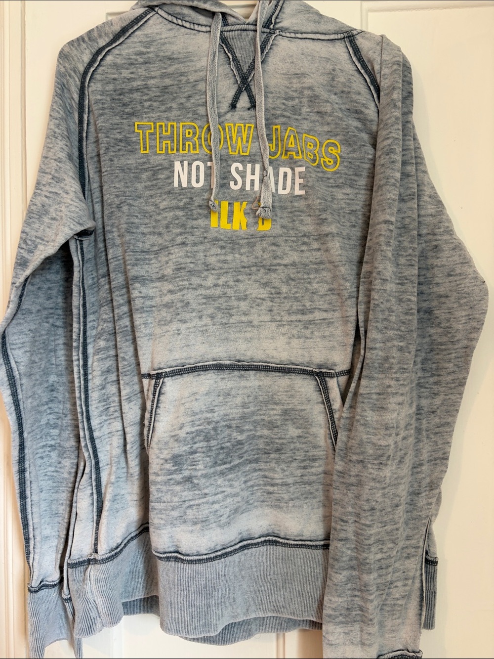Gray 'Throw Jabs Not Shade' Pullover Hoodie - Unbranded
